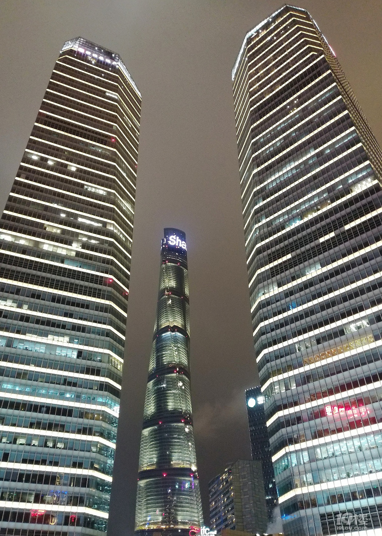 上海中心(上海中心大厦多少层)