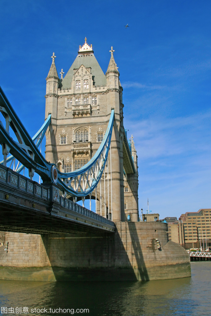 英国伦敦塔桥图片(英国伦敦塔桥图片高清)