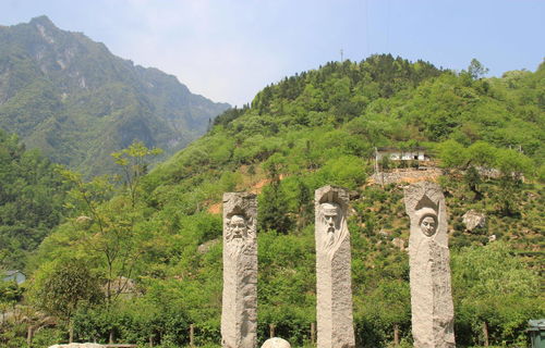 神农架深处为何进不去(神农架有人进去过深山里吗?)