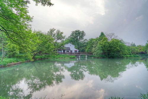 杭州西湖附近景点(杭州西湖附近景点哪里比较好)