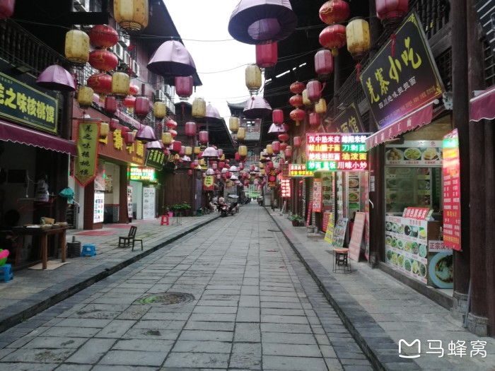 西安周边游哪里好玩一日游(西安周边旅游攻略一日游)